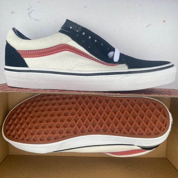 Vans Old Skool Mini Cord Unisex Sneakers - Black/White; - Picture 4 of 10